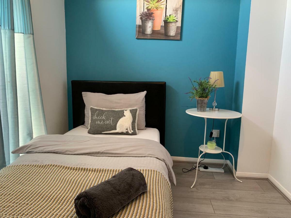 Eskdaill Place Apartment كيترينج المظهر الخارجي الصورة